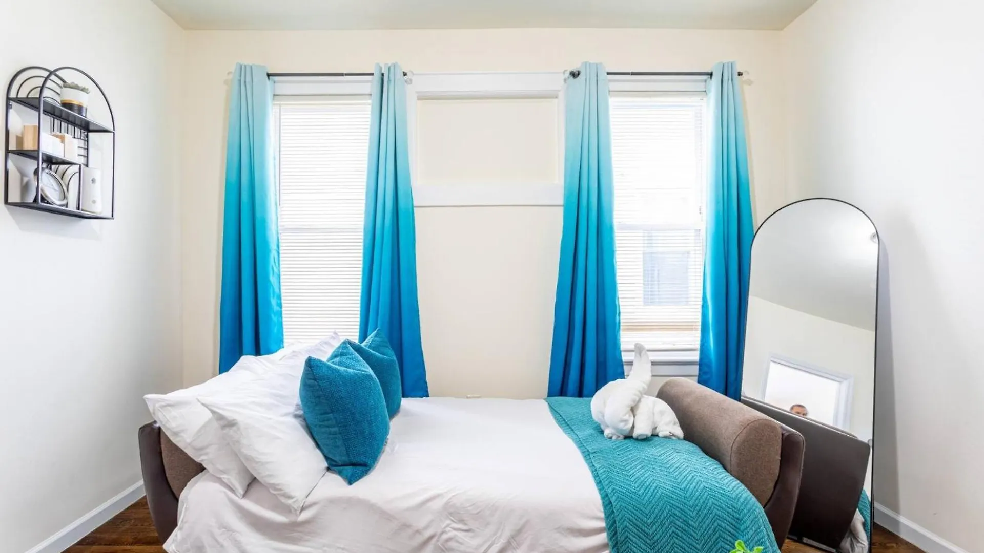 Apartment Family Apt: 2Br Free Parking Airprt City Links Newark United States