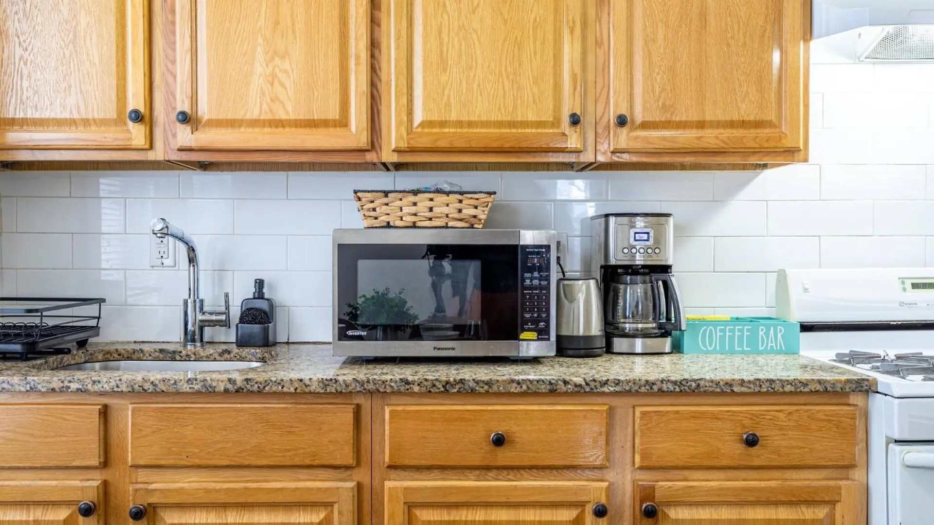 Family Apt: 2Br Free Parking Airprt City Links Newark