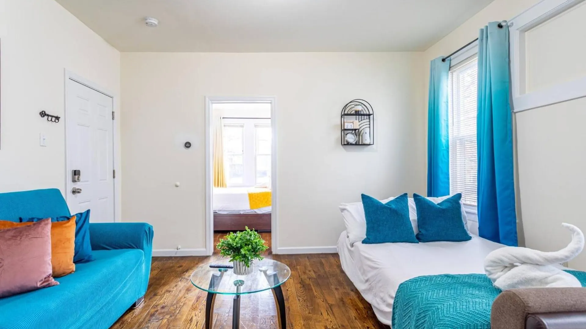 Family Apt: 2Br Free Parking Airprt City Links Newark USA